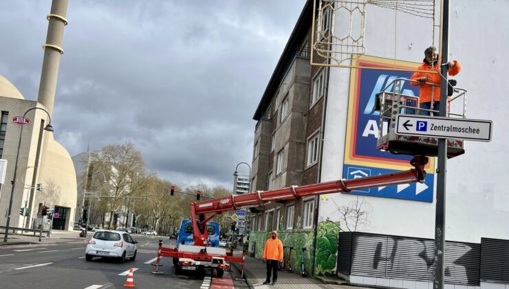 Köln Ramazan Işıklandırmaları indirildi!..