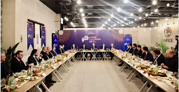 YTB Avrupa’daki Çatı Türk STK’ları Bir Araya Getirdi