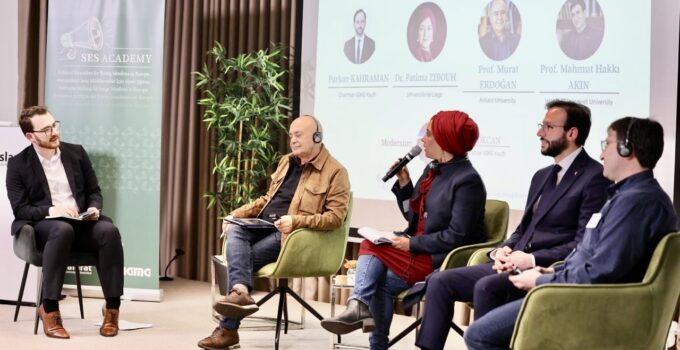 İskoçya Eski Başbakanı IGMG Akademisi’nde Gençlerle Buluştu