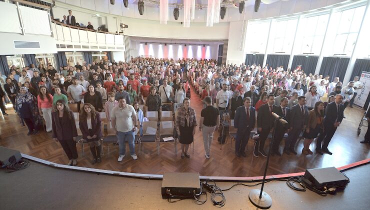 Dietzenbach’ta 23 Nisan Ulusal Egemenlik ve Çocuk Bayramı Coşkuyla Kutlandı