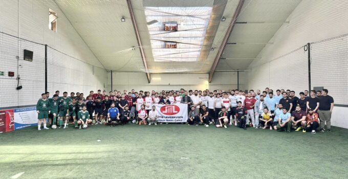 Leverkusen’de Kardeşlik Kazandı: DİTİB Camiler Arası Futbol Turnuvası Büyük İlgi Gördü