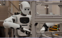 İnsansı robotlar “robot okullarında” gerçek iş yaşamına hazırlanıyor