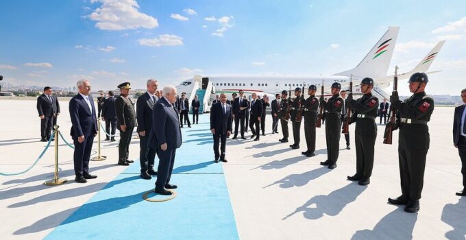 Filistin Devlet Başkanı Abbas, resmi temaslarda bulunmak üzere Ankara’da