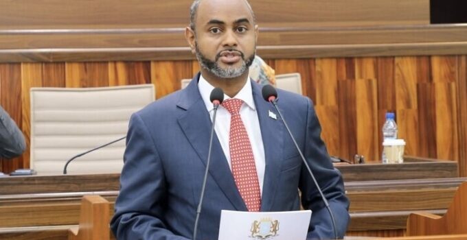 Somali siyasetinde yeni dönem: Abdülkadir Muhammed Nur’un Meclis Başkanlığı ne anlatıyor?