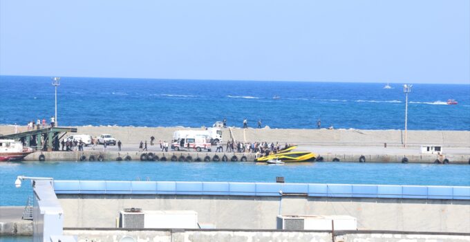 KKTC’nin Girne Limanı’ndan ayrılan feribotun alabora olması sonucu 7 kişi hayatını kaybetti