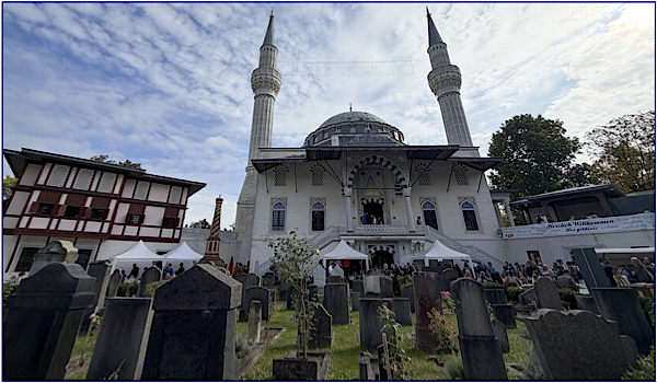 Almanya’da “Açık Cami Günü” etkinliği düzenlendi