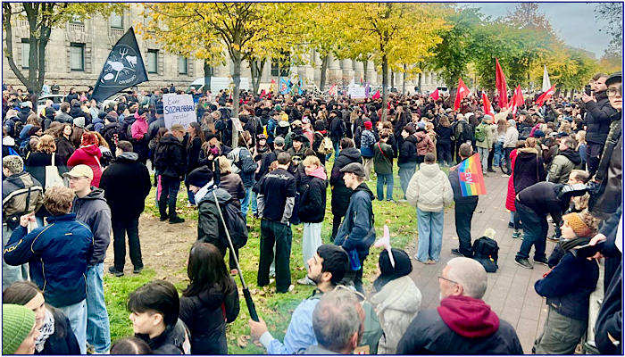 Fransa’daki Protestolar Almanya’ya Sıçradı: Köln’de On Binlerce Kişi Sokaklara Çıktı